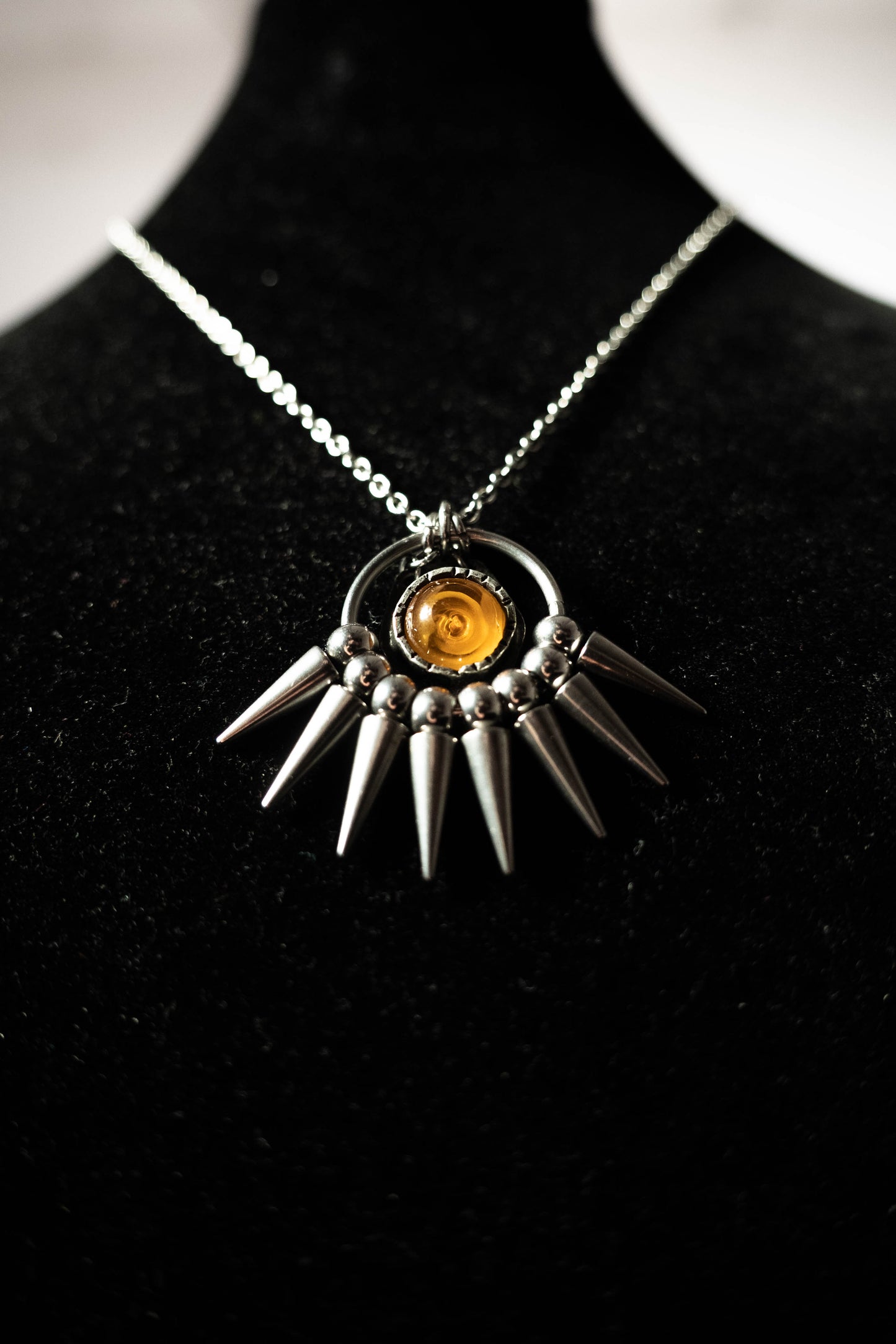 Collier Pendentif Tribal