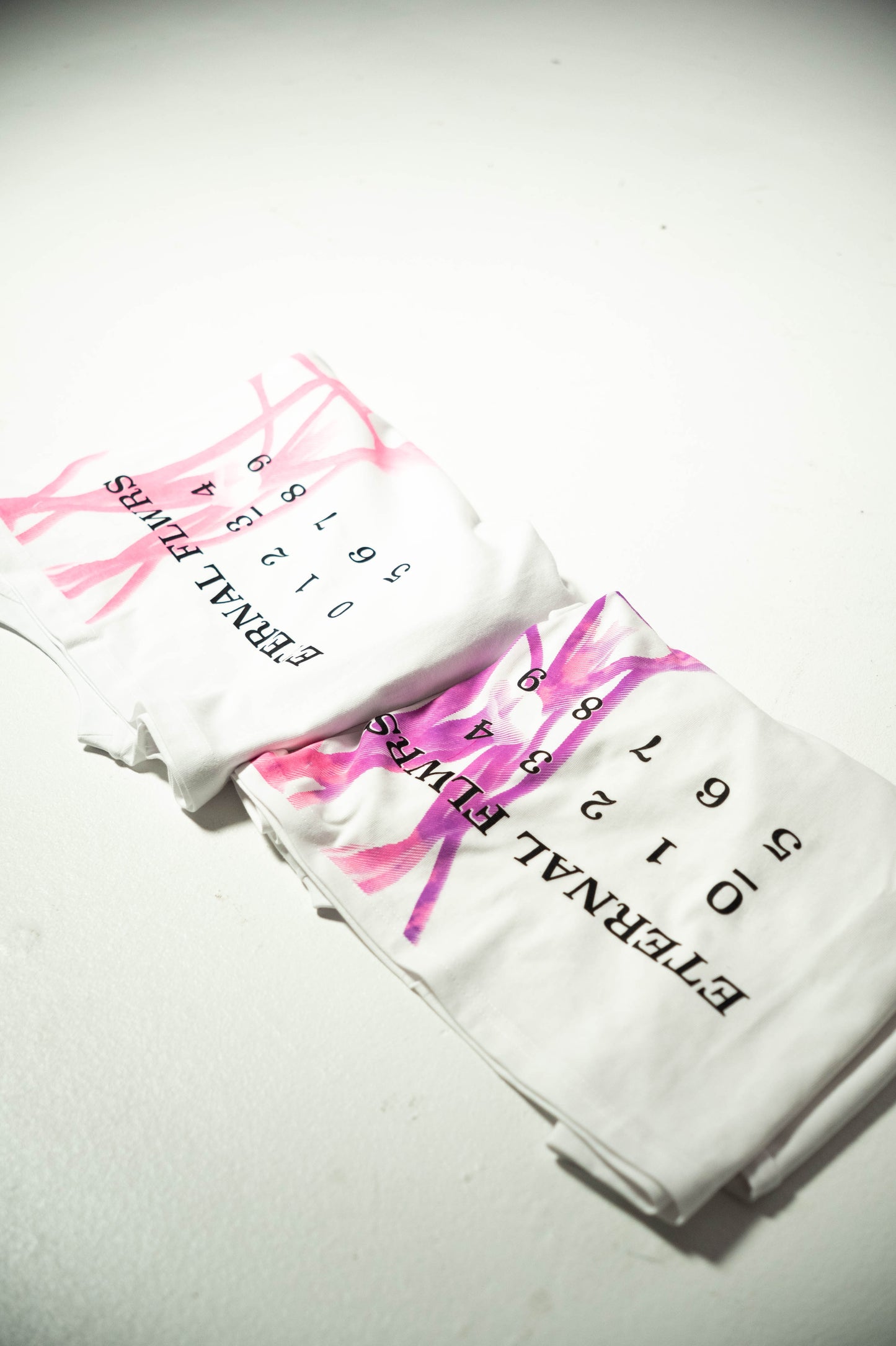 T-shirt numéroté ETERNAL FL*WERS (édition limitée)